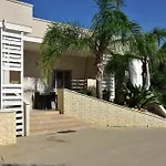 Alojamento de Acomodação e Pequeno-almoço Relax Porto Cesareo